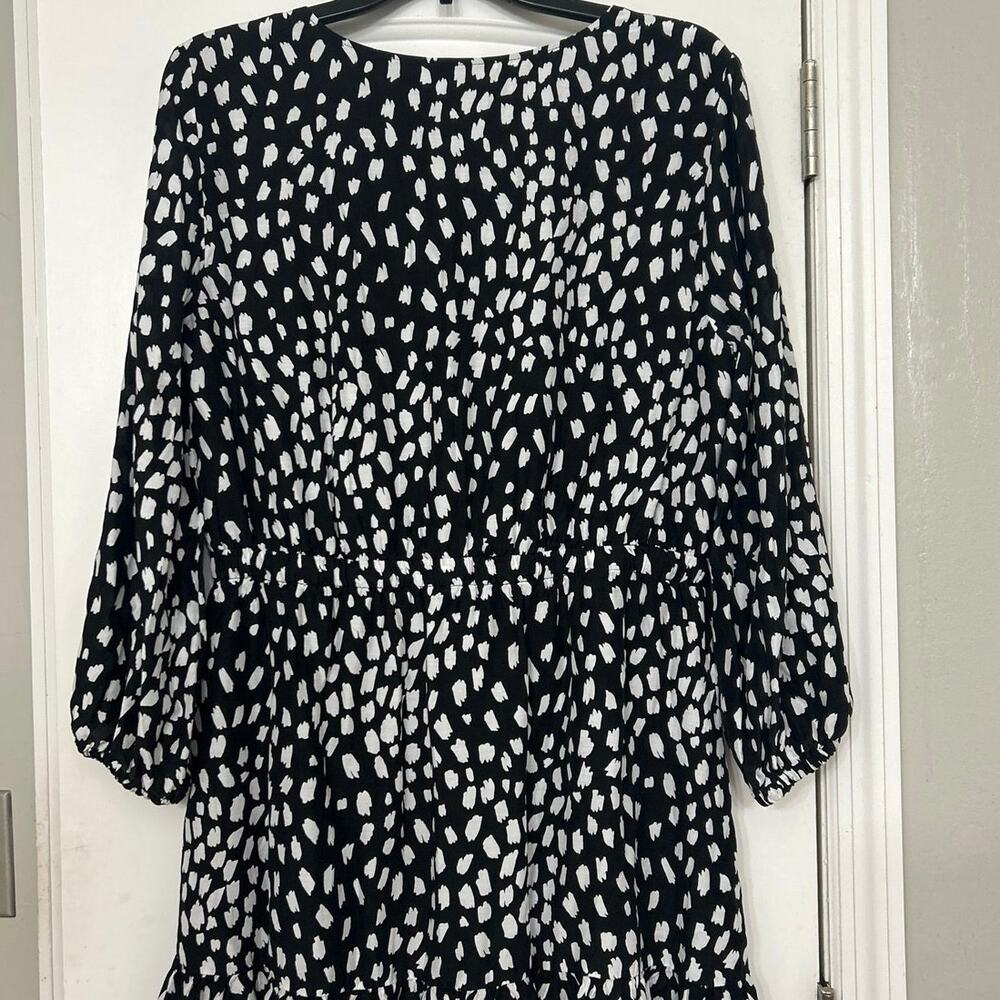 Vineyard Vines Black White Silk Blend Dress Large V Neck Long Sleeve Ruffle Hem - Picture 12 of 16